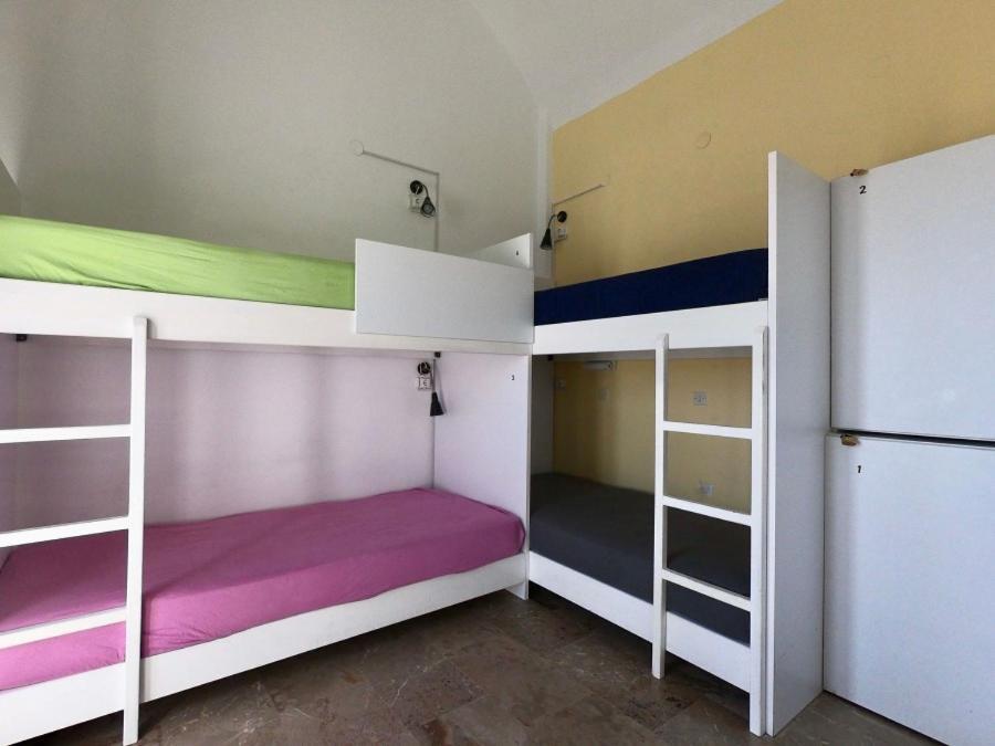 Fira Backpackers Place Eksteriør billede