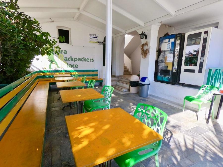 Fira Backpackers Place Eksteriør billede