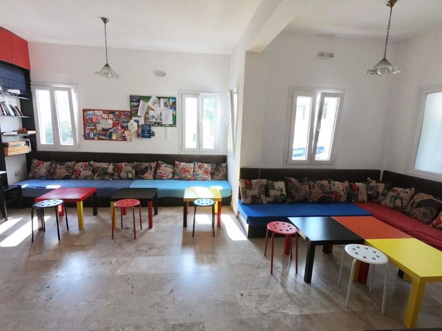 Fira Backpackers Place Eksteriør billede
